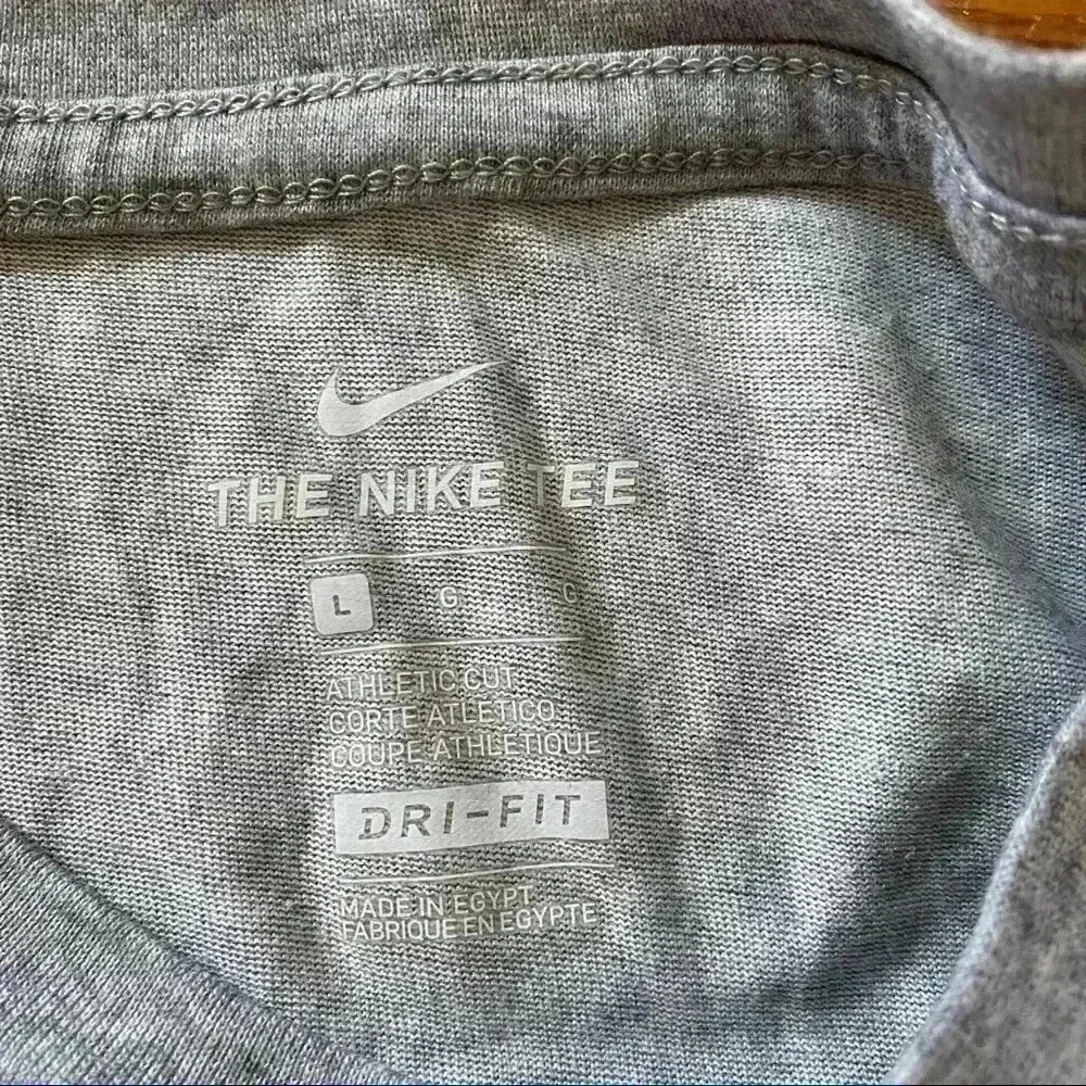 The Nike Tee Dri-fit